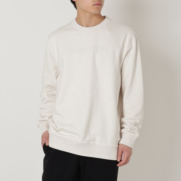 BURBERRY（バーバリー）のスウェットが入荷しました&star;クリーンなカラーで爽やかな印象に仕上げたスウェットシャツ。フロントのロゴがさりげないアクセントになっています。程よい厚みの裏