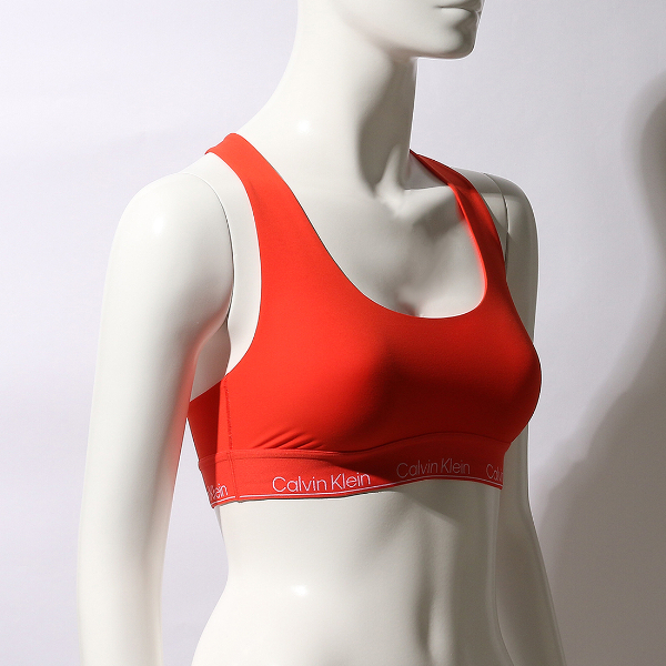 CALVIN KLEIN（カルバンクライン）のブラジャーが入荷しました&star;パッと目を引く鮮やかな色合いにスタイリッシュなブランドロゴが映えるデザイン。ボディラインを美しく演出する程よい