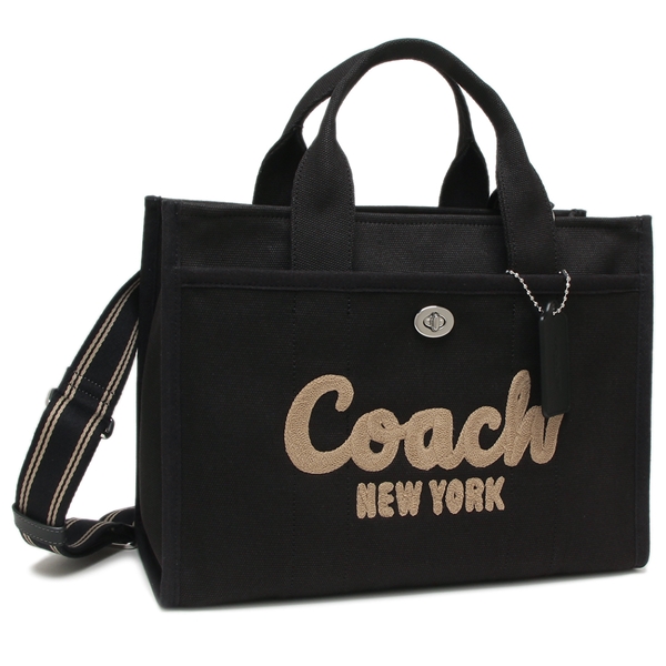COACH（コーチ）のハンドバッグが入荷しました&star;フロントにあしらったロゴ刺繍が引き立つトートバッグ。広いマチ幅に複数のポケットを備えており、細かい荷物をすっきりと分けられます。取り