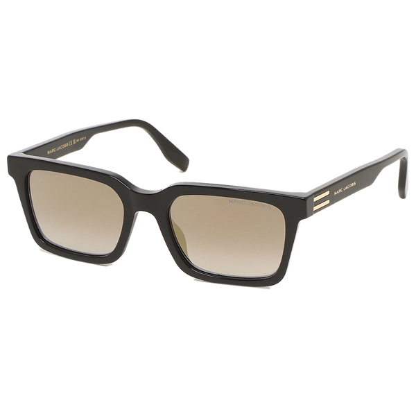 MARC JACOBS（マークジェイコブス）のサングラスが入荷しました&star;スタイリッシュさあふれるスクエア型のサングラス。テンプルにあしらったメタルラインとロゴがアクセントになっていま