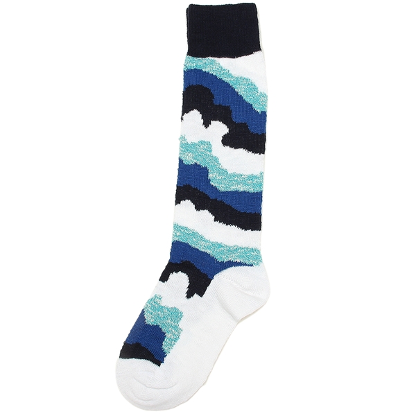 MARNI（マルニ）の靴下が入荷しました&star;清涼感のある色合いとモードなデザインにこだわった靴下。お手持ちのアイテムに合わせるだけでスタイリッシュなコーディネートが完成します。滑らかな