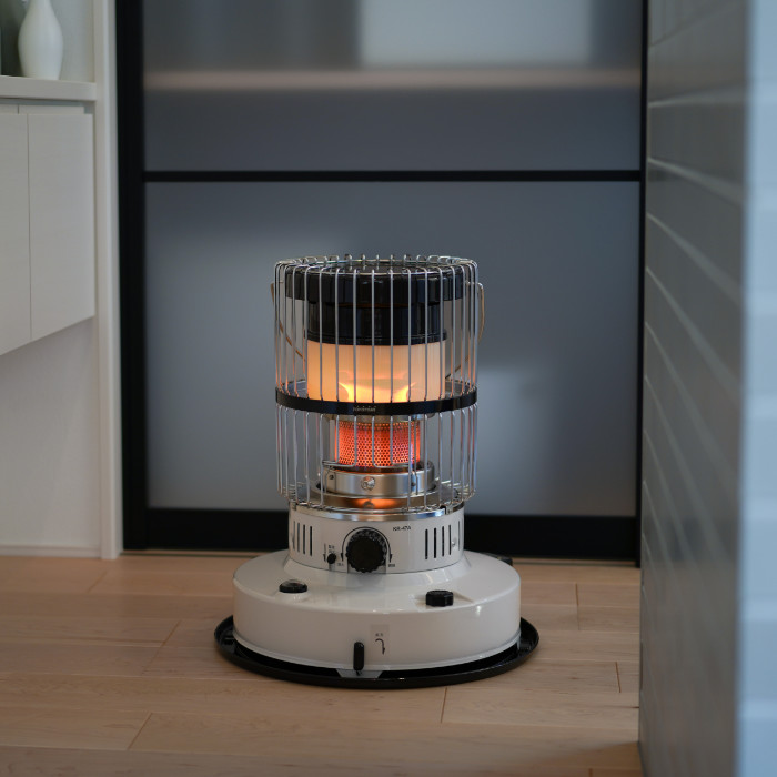 トヨトミ 対流形石油ストーブ ダブルクリーンタイプ KR-47A-W ホワイト TOYOTOMI