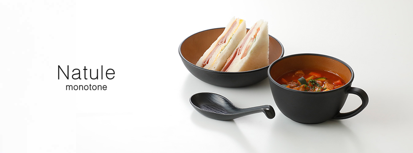 �i�`���[������