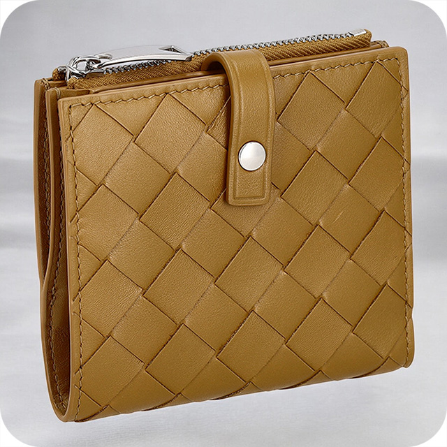 ボッテガ・ヴェネタ 二つ折り財布 レディース ブランド BOTTEGA VENETA イントレチャート レザー 600270-V48A1 ブラウン ウォレット 高級