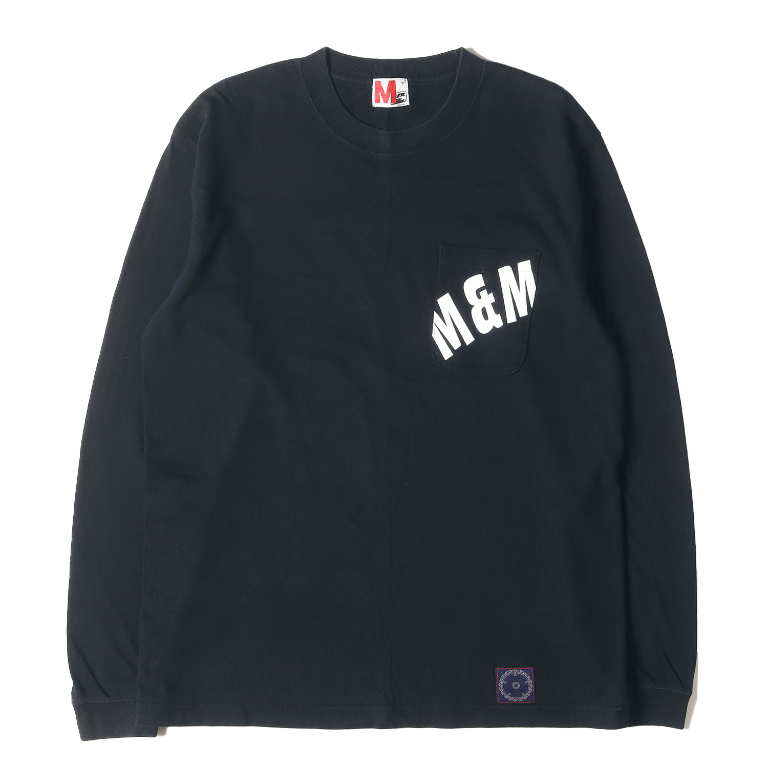 ブランド名: M & M (エムアンドエム)素材: コットン100%付属品: なし〈キーポイント〉 ロゴ入りのポケットをあしらったロングスリーブTシャツになります。 この商品は店舗、その他ショ