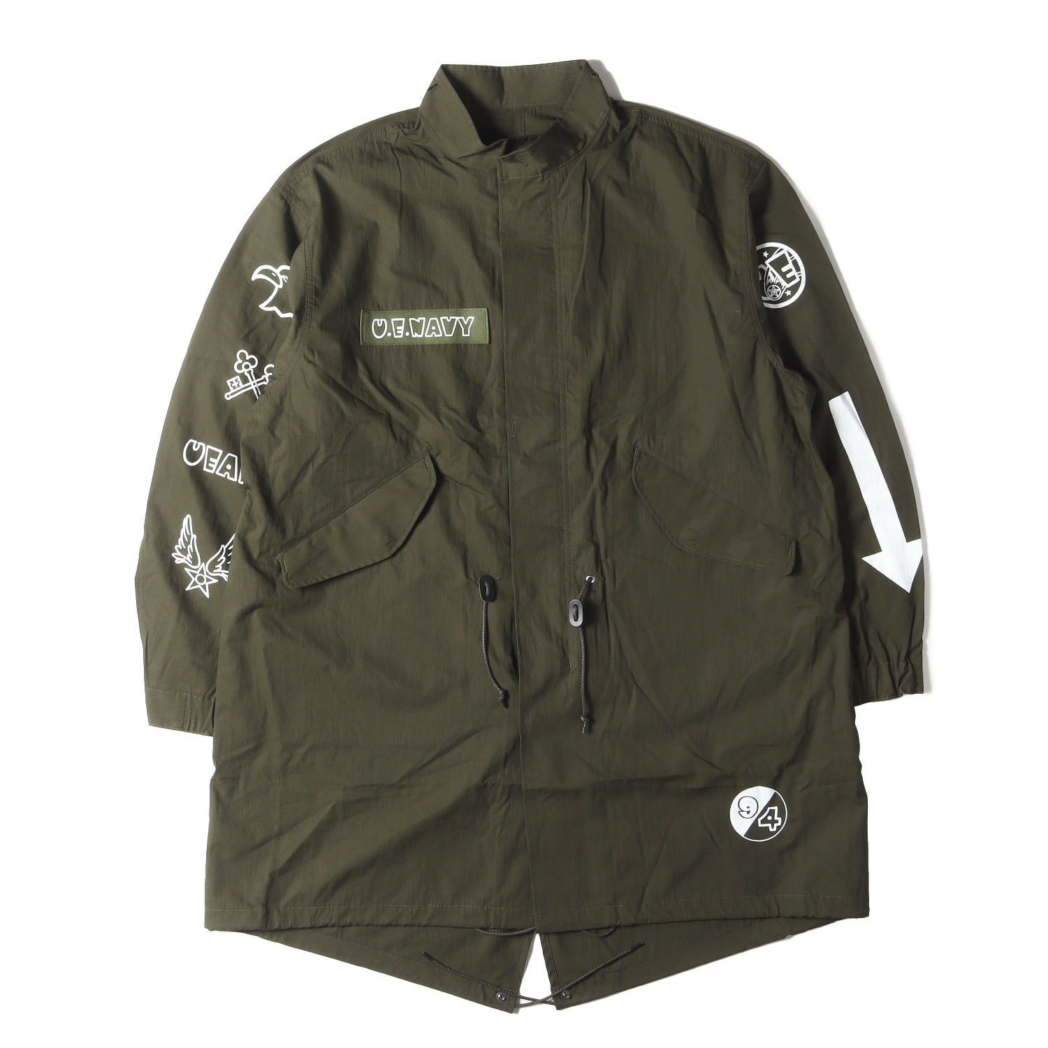 ブランド名: UNIFORM EXPERIMENT (ユニフォームエクスペリメント)リリース時期: 2024年春夏素材: コットン70％ ナイロン30％生産国: 日本付属品: なし〈キーポイント〉 軽