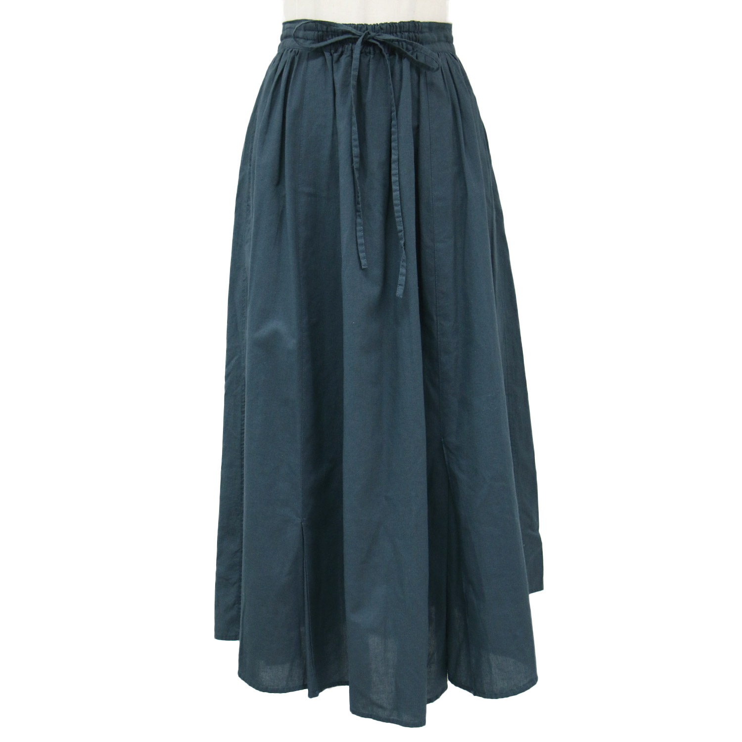 ブランド名: FLORENT (フローレント)リリース時期: -素材: コットン 90％ リネン 10%生産国: 日本製参考定価: 26,400円(税込)代理店タグ: -付属品: なし〈キーポイント〉