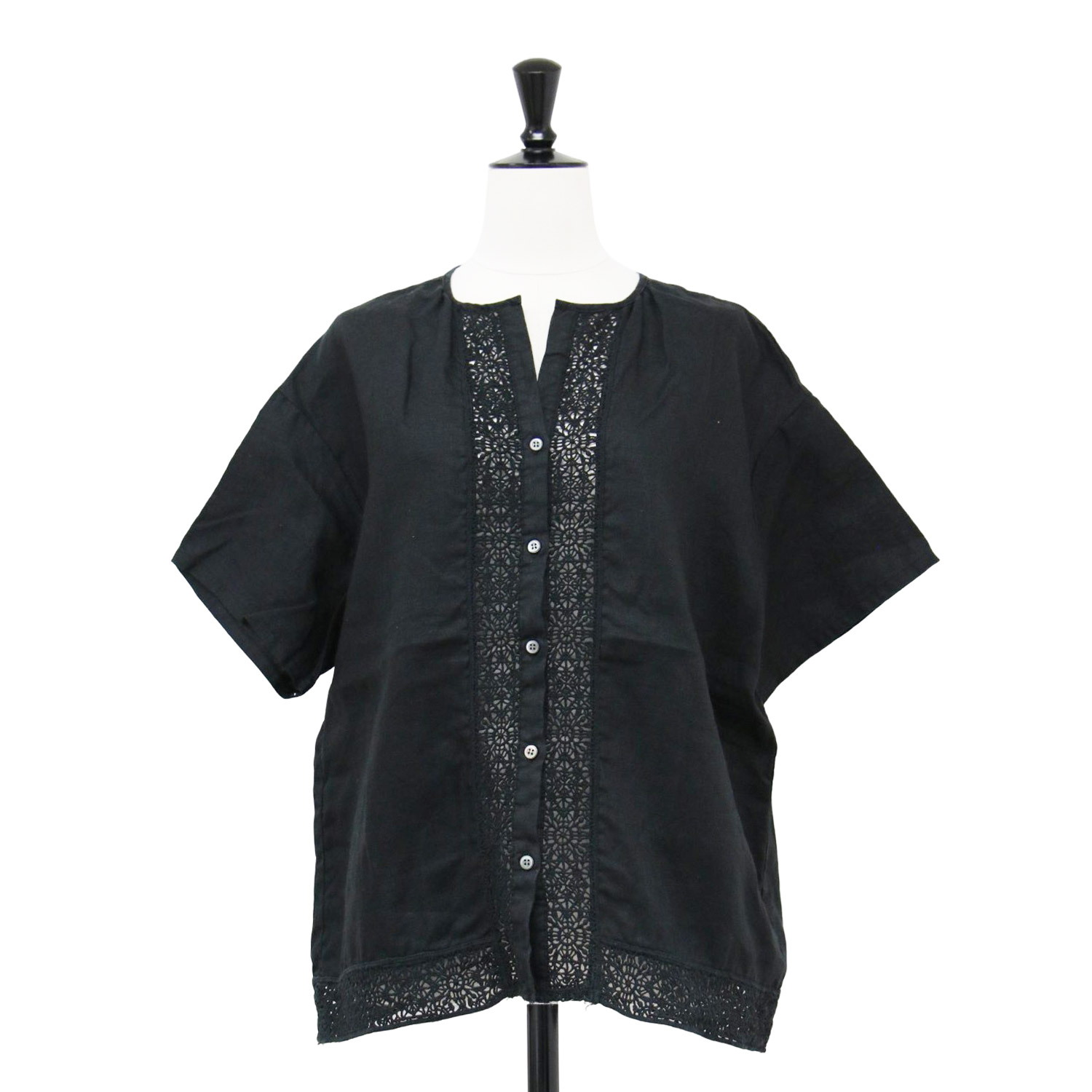 ブランド名: NOMBRE IMPAIR (ノンブルアンペール)リリース時期: 2022年春夏正式タイトル: リネン×レース 半袖ブラウス品番: 110622921素材: 本体 リネン 100% レー