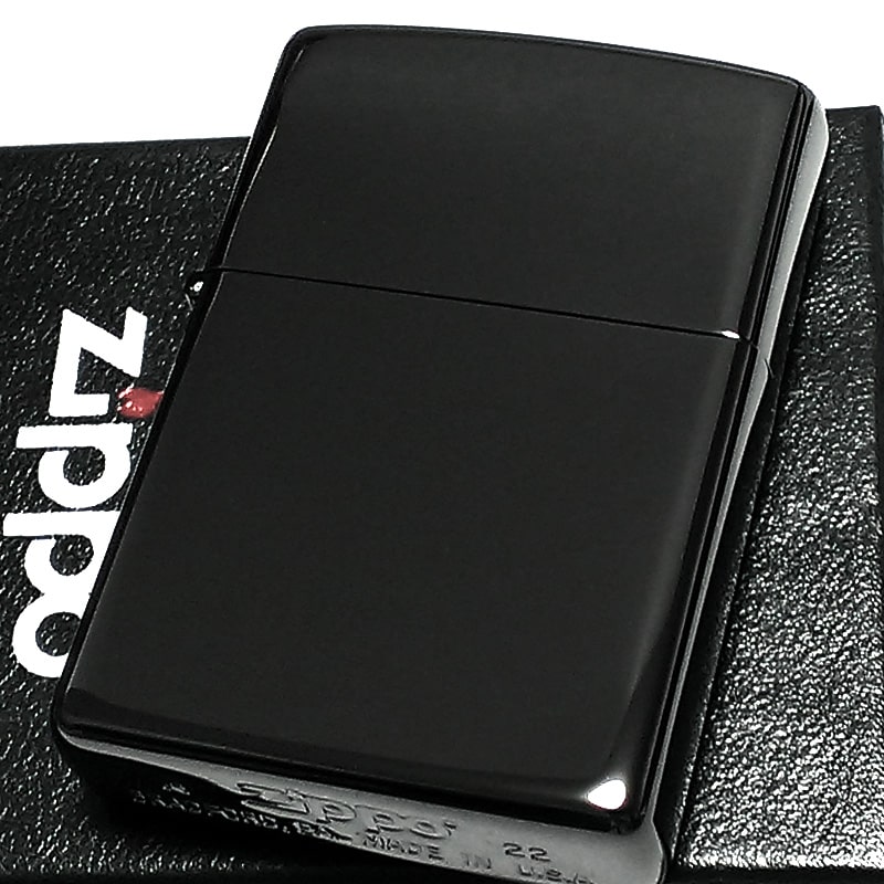 「プレーンシリーズ ブラックチタンコーティング ZIPPO」 チタン加工を施したおしゃれでスタイリッシュなジッポライター。 どんなシーンでも使いやすいシンプルな美しさと、存在感のある輝きが魅力の逸品。