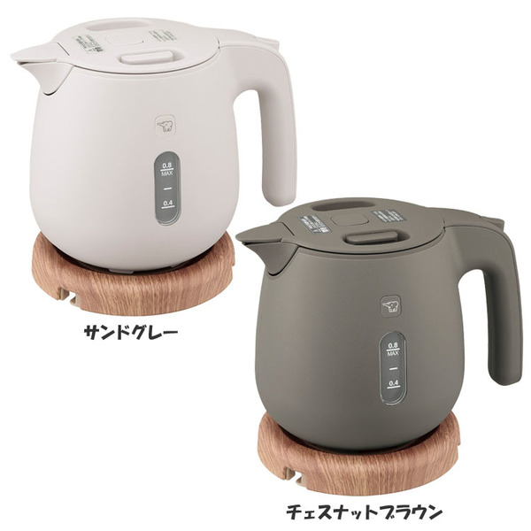 ころんとしたボディがかわいいケトルです。■容量0.8L■商品サイズ（cm）幅約23×奥行約16×高さ約19（本体のみ：高さ約17）■商品重量約1.1kg（本体のみ約0.8kg）■消費電力1300W■電