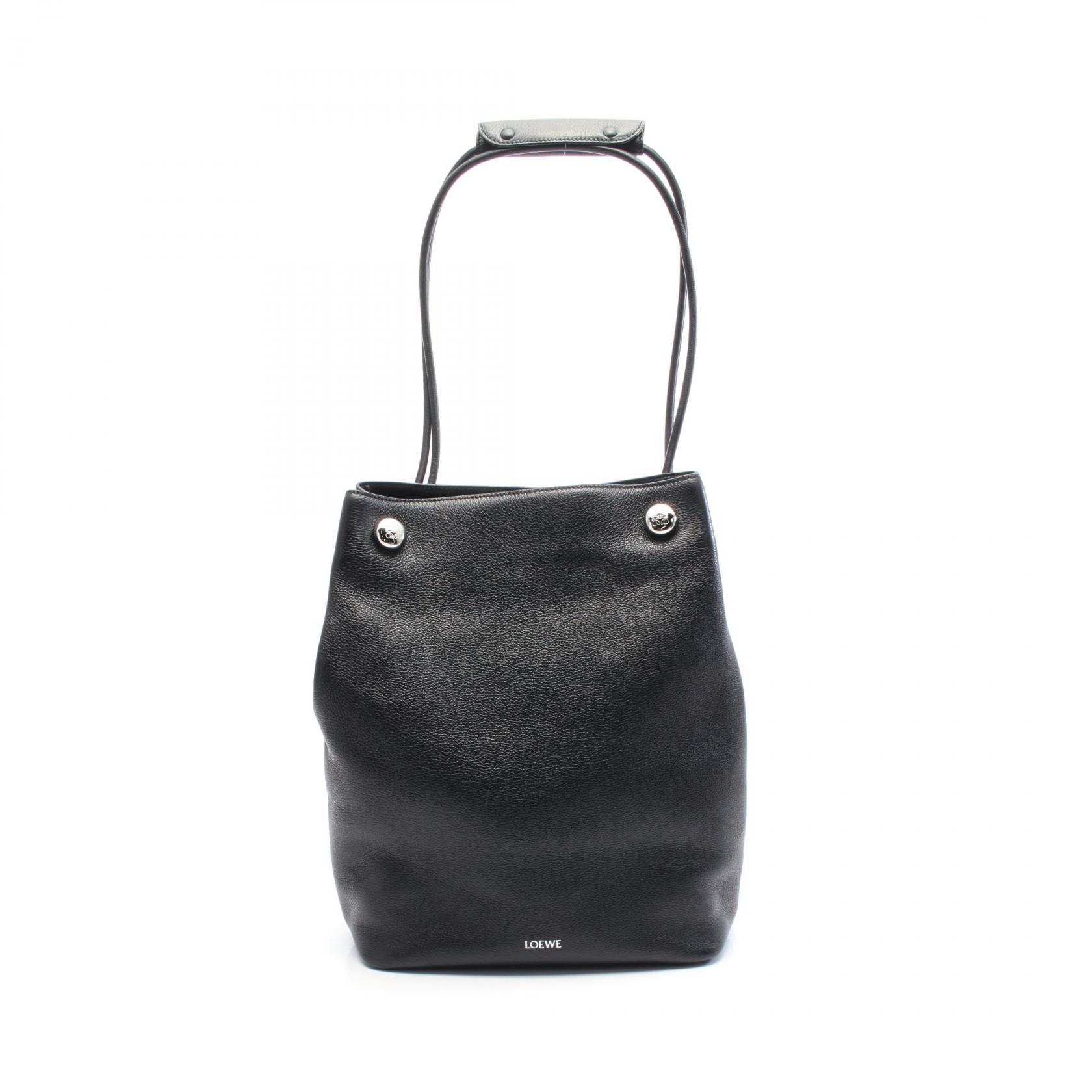 ロエベ LOEWE PEBBLE ペブル ホーボー ショルダーバッグ バッグ レザー レディース ブラック系 BANBPTMX011100 【新品】