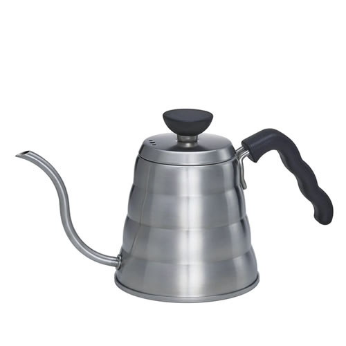 注ぎやすさを考えた、注ぎ口形状とハンドル形状。コーヒードリップのための新しいケトルです。注ぎ口の形状をより注ぎやすくコントロールしやすい形状にしました。また、ハンドルの持ち方にこだわり、コーヒードリッ
