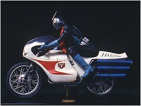 ＲＭＷ １/５スタチュー 仮面ライダー旧１号＆旧サイクロン号(中古品)