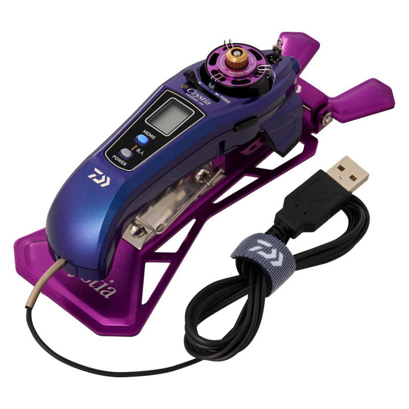 ダイワ DAIWA グローブライド CRYSTIA WAKASAGI AIR / ワカサギ用電動リール 持ちやすさと小型化を両立させた！外部電源専用ワカサギ電動リール 外部電源化によるメリット 「軽さ