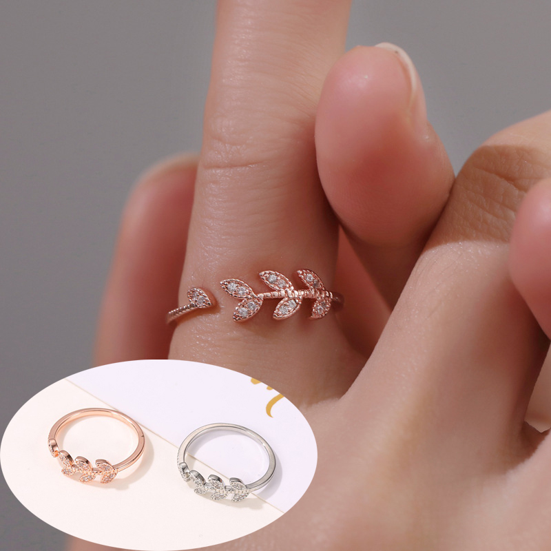 ■素 材: 合金 ■サイズ：フリーサイズ【参考 (2.0cm*2.0)】 ■カラー：ゴールド ・シルバー ■シンプルなデザインのリングです。 合わせて一緒につけるのはもちろん別々にもお使い頂けますので