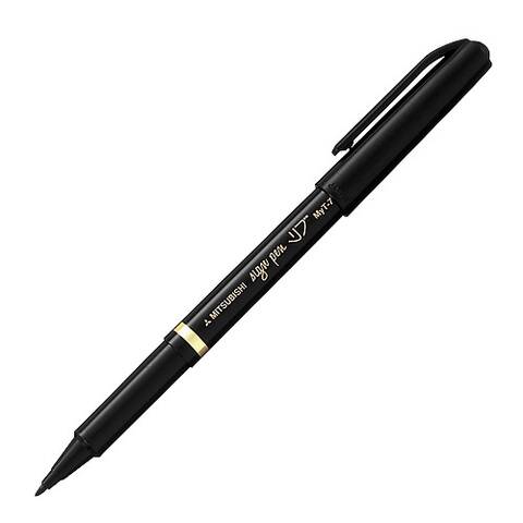 ストア内の商品は全品送料無料です。書いて乾いて、水ににじまない、毛筆タッチ。宛名書きや事務用に適した水性サインペン「リブ」。ソフトなタッチで書けます。軸材には樹脂を使用しています。●インク色:黒●イン