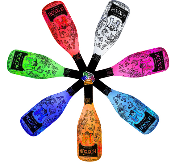 �V�����p�[�j���@�I�b�N�X HOXXOH�͏]���̊T�O��ł��j��A�h���ɖ������V�����̌����F�l�ɒ񋟂��܂��B