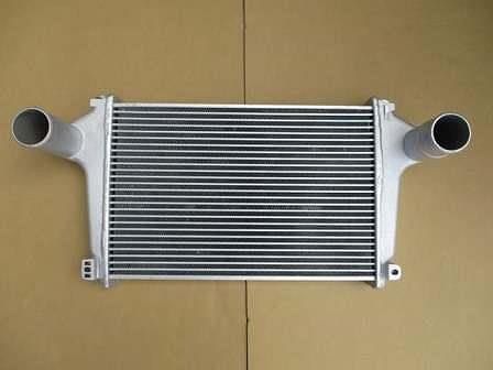 国内優良メーカー インタークーラー 日野 レンジャー 参考純正品番：17940-E0380