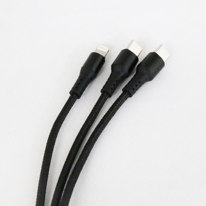 3in1ケーブル 充電とデータ転送対応