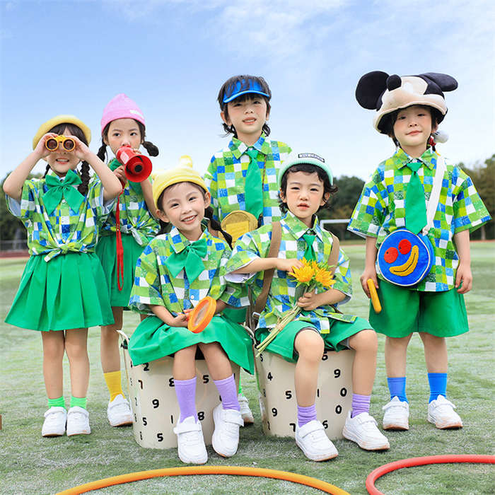 商品名：キッズダンス衣装 チアガール グリーン ダンスウェア 女の子 男の子 半袖 短パン チェックシャツスカート パンツ k-pop hiphop ダンス服 団体服 セットアップ キッズヒップホップ