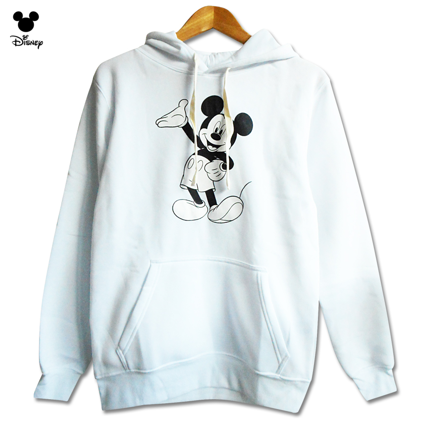 メンズの冬ディズニーコーデ｜30代に似合うディズニーコーデのおすすめは？