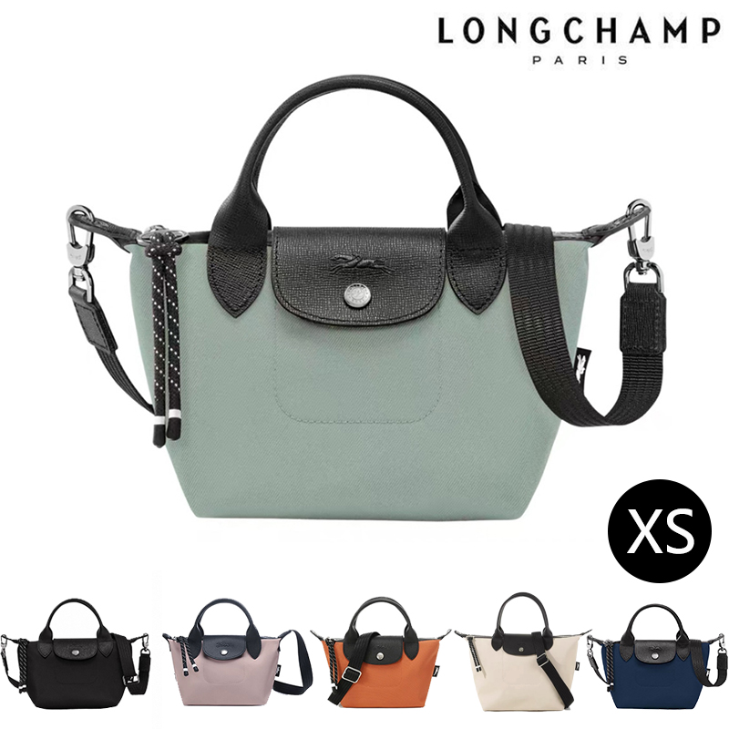 【ブランド解説】 1948年、ジャン・キャスグランがLONGCHAMP (ロンシャン)を設立。 1957年にメーヌ・エ・ロワール地方のセグレに工場を設立した後、地方に散在していた職人たちを当地に集め、