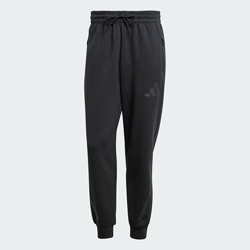 ◆さらに快適に「ADIDAS Z.N.E.」 毎日、一日中ずっと着ていたくなる着心地。3層仕立てのプライムニットがコットンのようにソフトな手触りと軽やかな暖かさをもたらし、快適な着心地と機能美を両立。