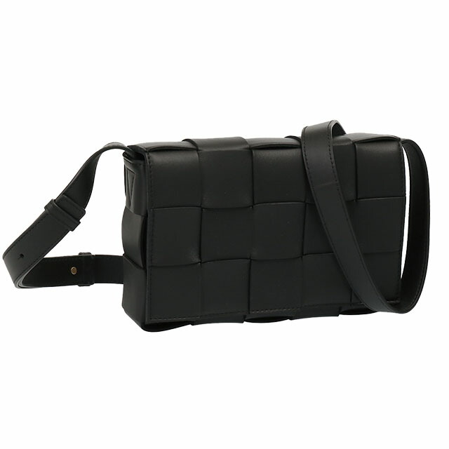 【クーポン5%OFF】ボッテガヴェネタ／BOTTEGA VENETA カセット"斜め掛けショルダーバッグ"マキシイントレチャート クロスボディ(ブラ