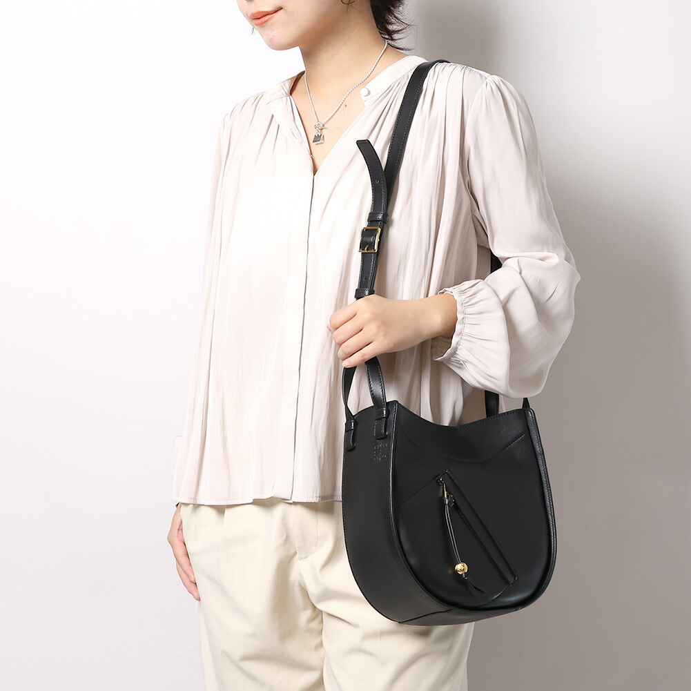 【クーポン5%OFF】ロエベ／LOEWE HAMMOCK SLICE BAG・ハンモック スライスバッグ (カーフスキン) 2WAY・ハンド & ショルダーバッグ(ブラ